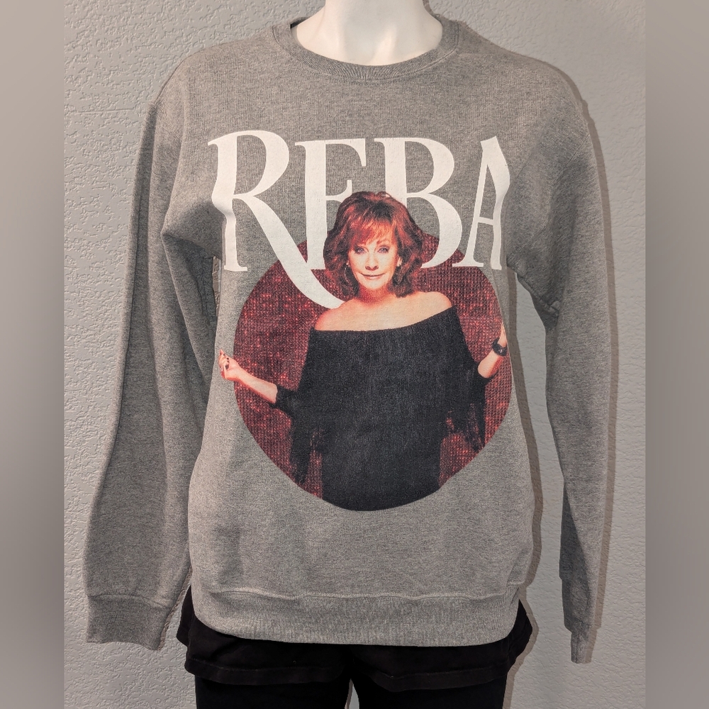 Reba McEntire 2022 Tour Gray Sweatshirt Size Small